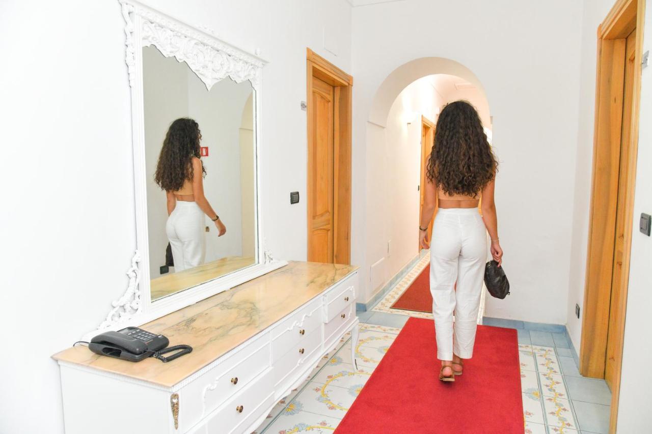 Hotel Pineta Ischia Esterno foto