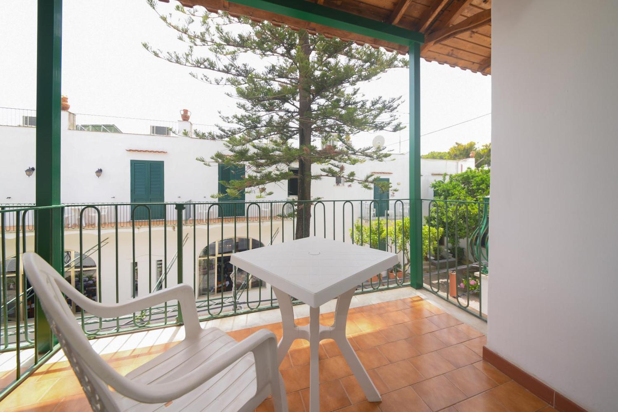 Hotel Pineta Ischia Esterno foto
