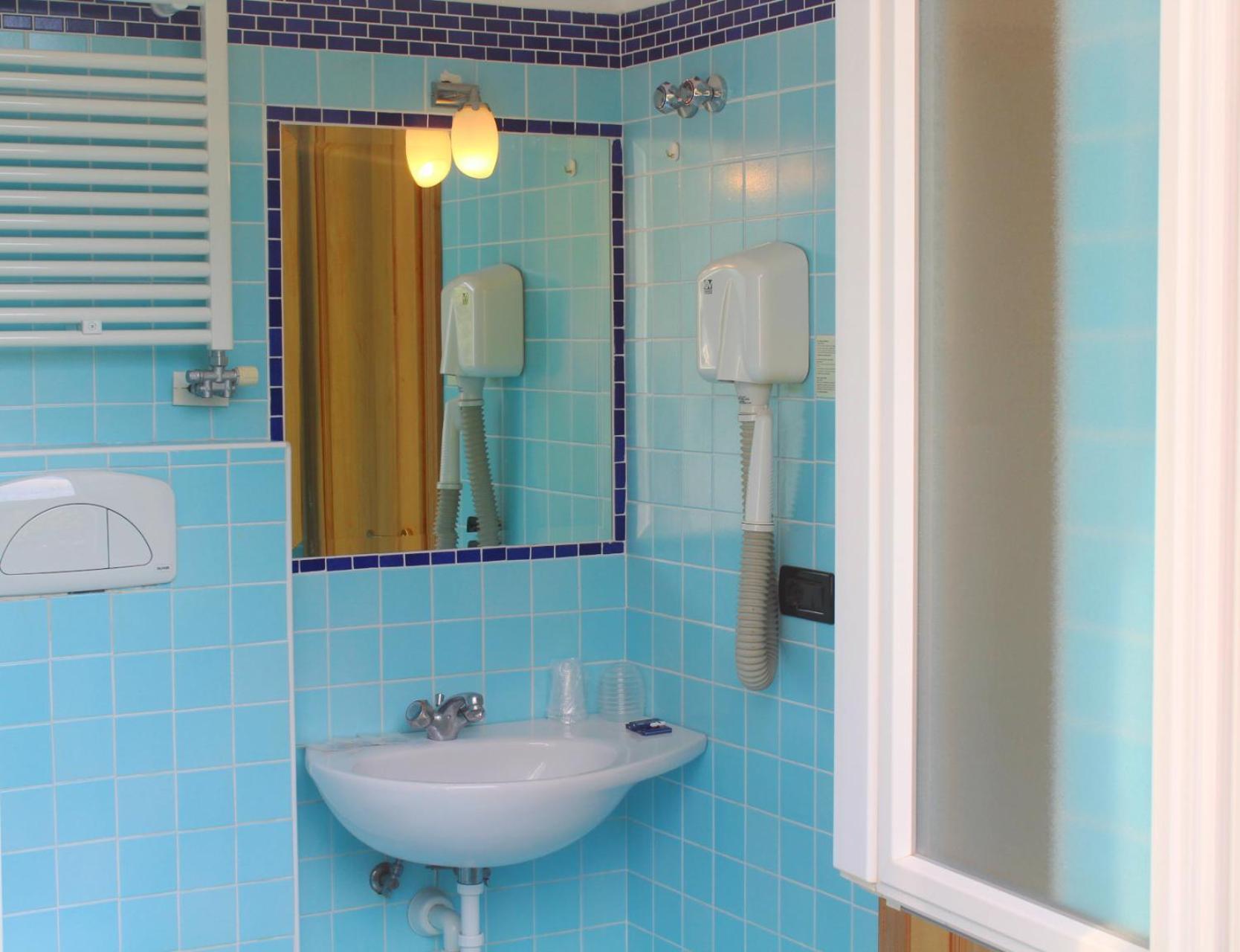 Hotel Pineta Ischia Esterno foto