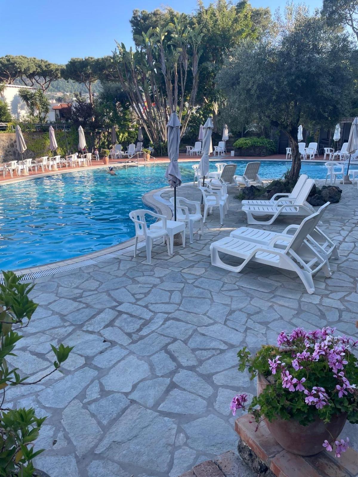 Hotel Pineta Ischia Esterno foto