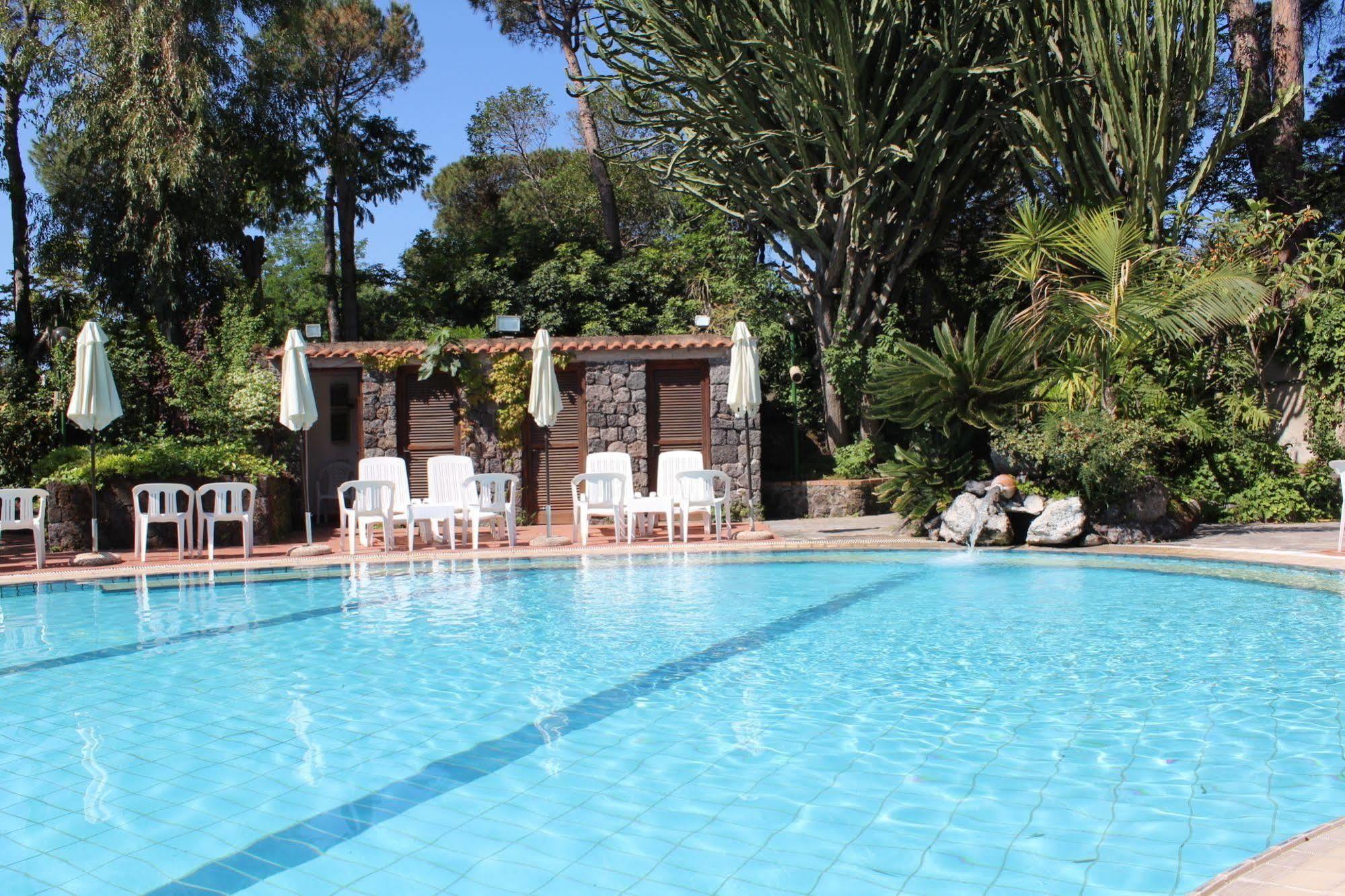 Hotel Pineta Ischia Esterno foto